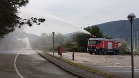 GTLFA14000 in einer Riegelstellung im Hafen von CRES