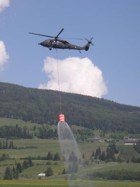 Wasserabwurf Black Hawk (SEMAT 3000 Liter)