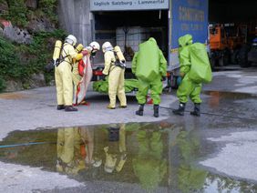 Rettung eines verunfallten Feuerwehrkameraden