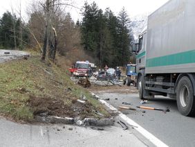 Feuerwehr Abtenau - Verkehrsunfall beim Gemeindebauhof