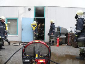 Löscheinsatz der FF Abtenau bei FA. Winkler Holz