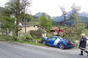 Aufräumarbeiten VU Mooswirt der FF Abtenau