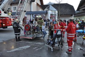 Feuerwehrübung bei der HS Abtenau