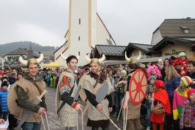 Faschingsumzug Abtenau - FF Abtenau als Wickinger