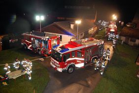 Löscheinsatz der FF Abtenau bei Dachstuhlbrand