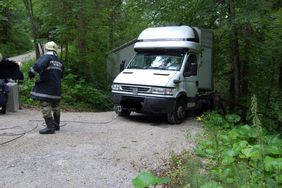 Einsatz Feuerwehr Abtenau - LKW-Bergung