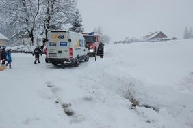 Fahrzeugbergungen durch Feuerwehr Abtenau