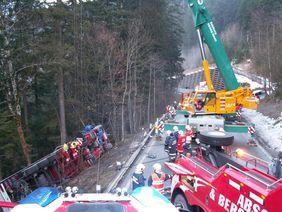 Bergung LKW durch die FF Abtenau