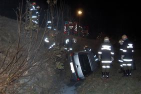 Verkehrsunfall mit Treibstoffaustritt B162