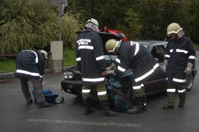 Einsat FF Abtenau VU Kreuzung Dorfstube