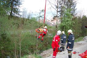 Verkehrsunfallsübung der Freiwilligen Feuerwehr Abtenau