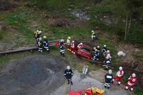 Verkehrsunfallsübung der Freiwilligen Feuerwehr Abtenau