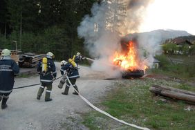 Verkehrsunfallsübung der Freiwilligen Feuerwehr Abtenau