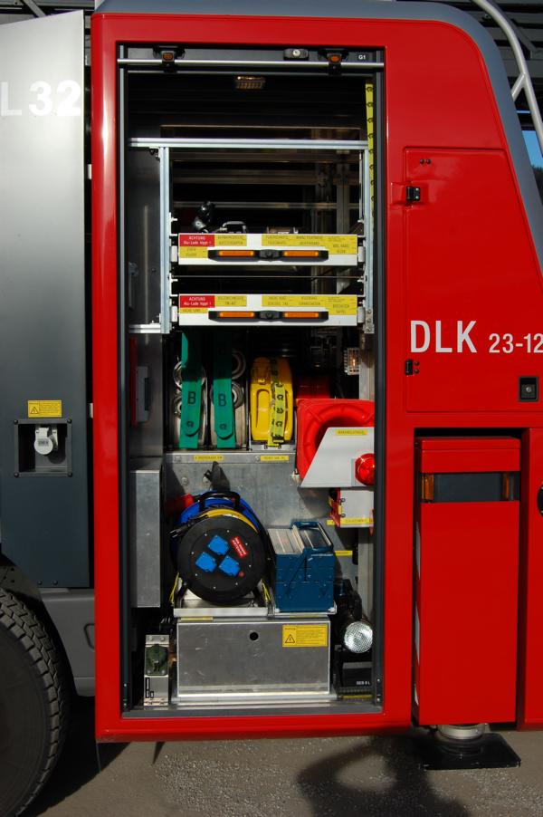 Geräteraum 1 Drehleiter der Feuerwehr Abtenau