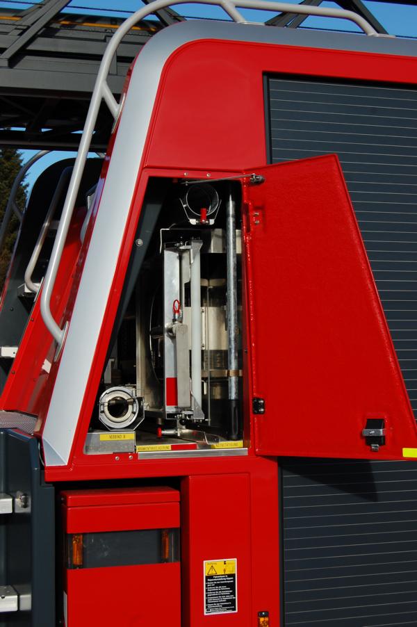 Geräteraum 7 rechts Drehleiter der Feuerwehr Abtenau
